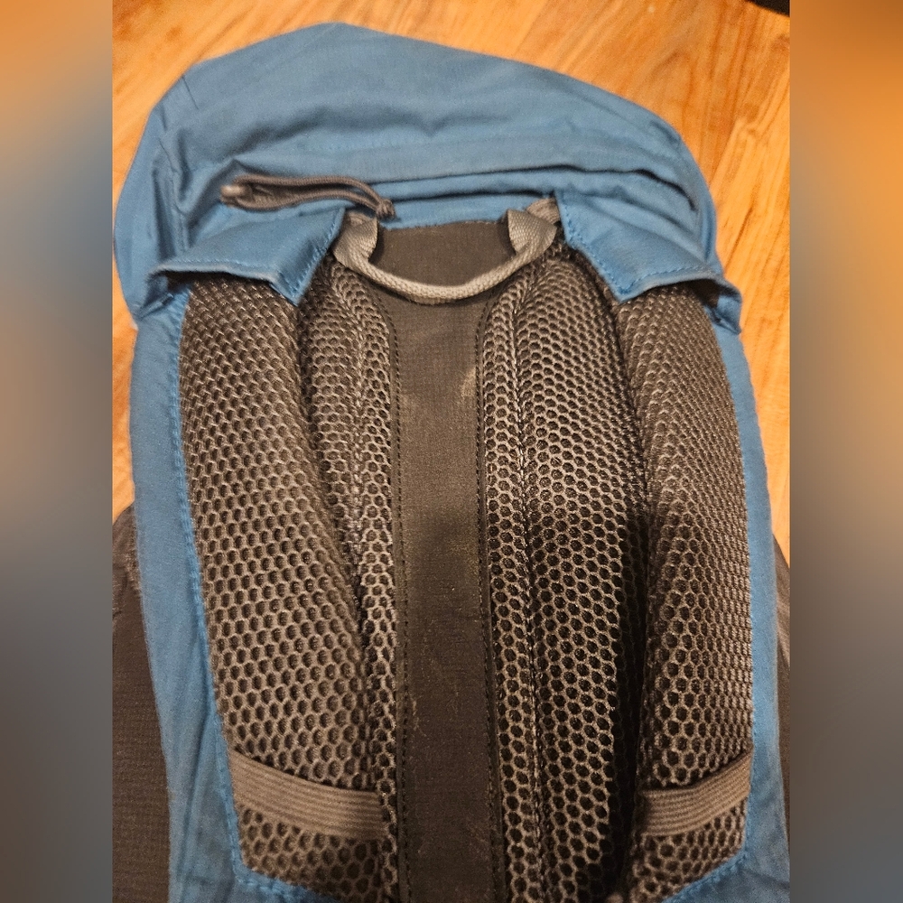 Blue and Gray Hiking Backpack - Picture 6 of 7